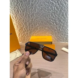 Stylish Louis Vuitton Sunglasses For Men (BOT651)