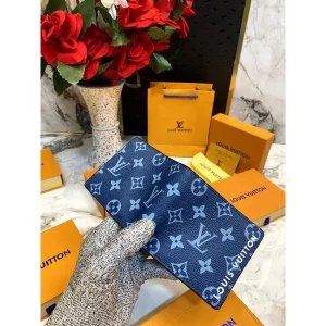 Louis Vuitton Wallet For Men (BOT393)