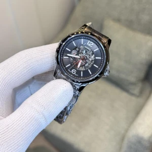 Gucci Watch For Women (SUP729)