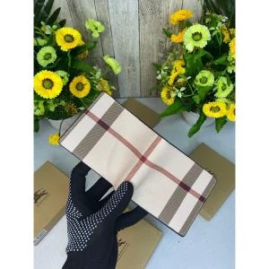 Burberry Wallet For Men (SUP1705)