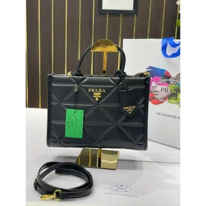 Stylish Prada Handbag For Women (BOT186)