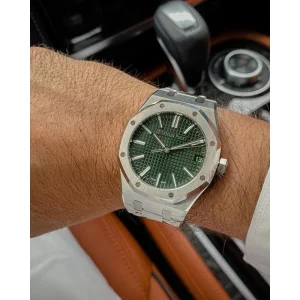 Audemars Piguet Watch For Men (SUP983)