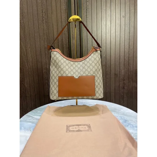 Gucci GG Supreme Bag