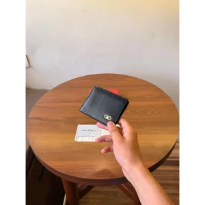 Salvatore Ferragamo Leather Wallet With OG Box Cards Dustbag Tags For Men (SUP4271)