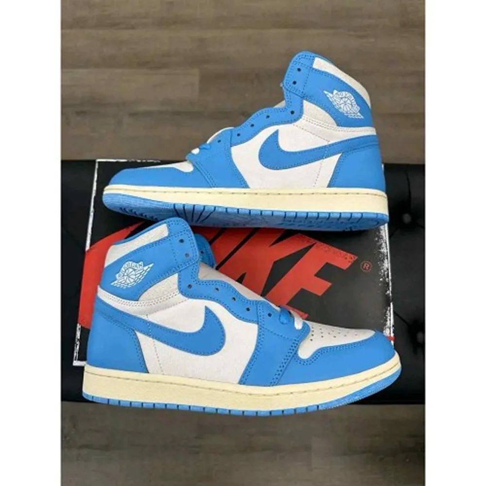 241 Air Jordan 1 Retro