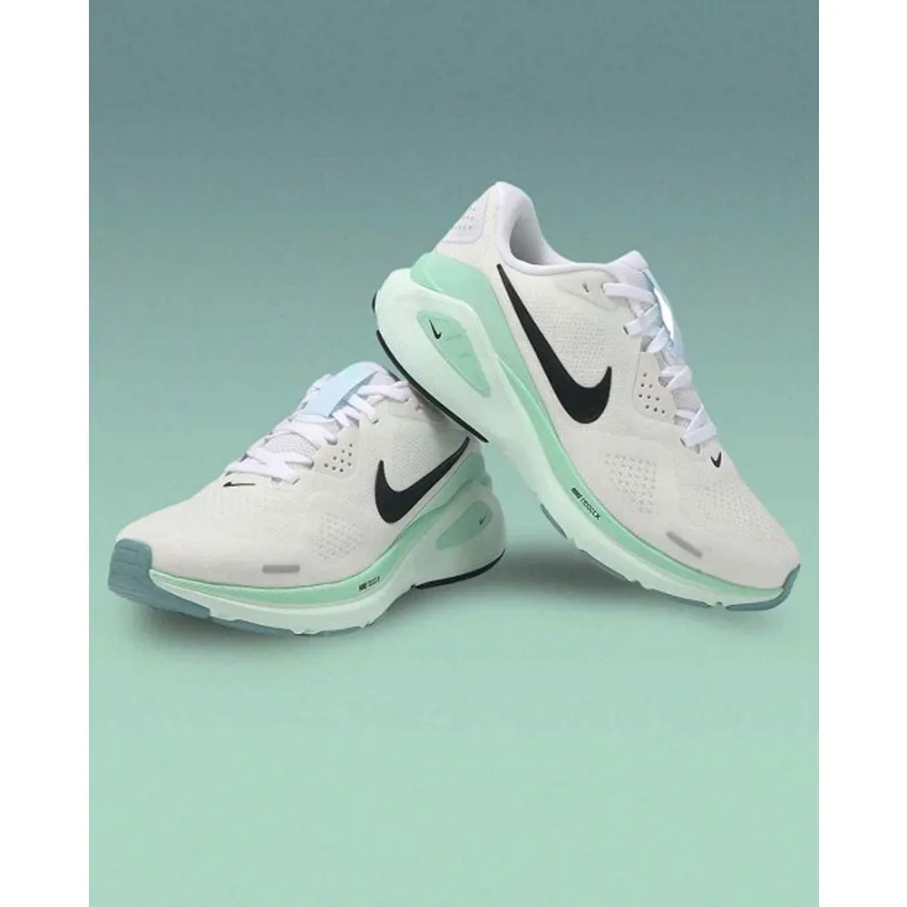 285 Nike Structure 26