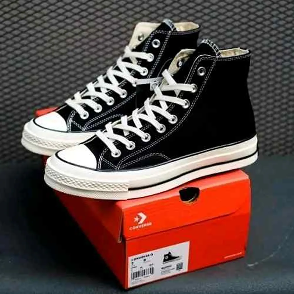 63 Converse Chuck Taylor