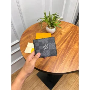 Louis Vuitton Leather Wallet With OG Box Cards Dustbag Tags For Men (SUP4257)