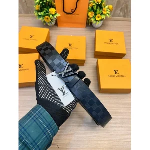 Louis Vuitton Belt Premium Quality For Men (SUP3371)