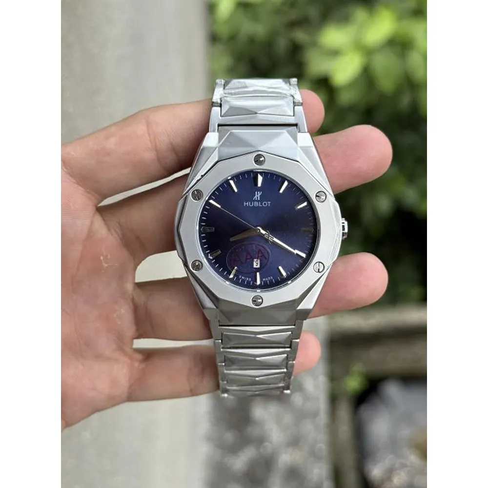 9 Hublot Big Bang Watch