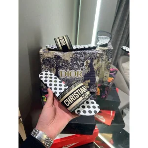 Christian Dior Dway Slide With OG Box & Carry Bag (LAB174)