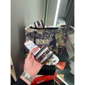 Christian Dior Dway Slide With OG Box & Carry Bag (LAB176)