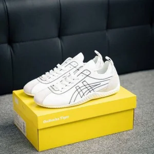 Onitsuka Tiger Sclaw White Shoes For Men (LAB231)