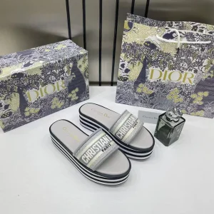 Dior Riviera Dway Platform Raffia Slides For Women (LAB261)