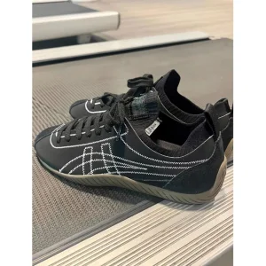 Onitsuka Tiger Sclaw Black Shoes For Men (LAB275)