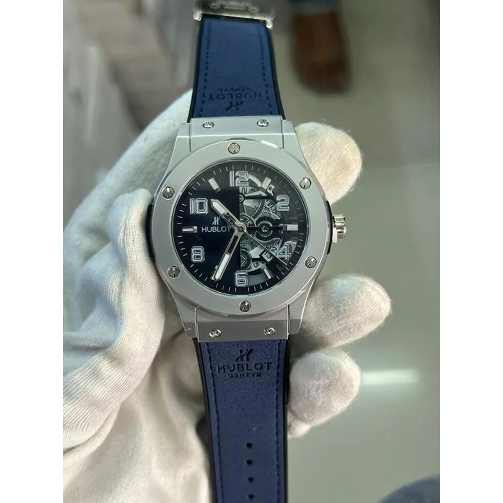 57 Hublot Big Bang Watch