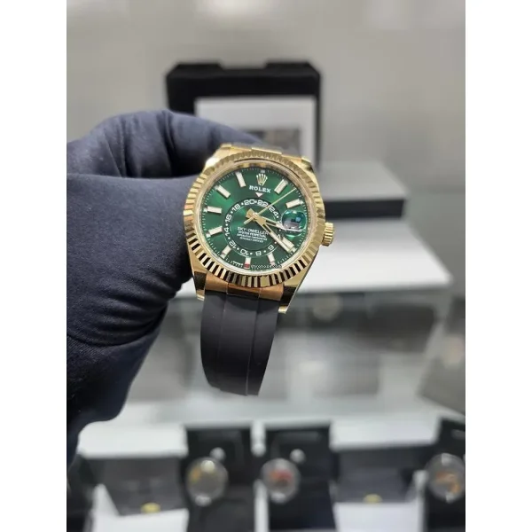 Stylish Rolex Sky Dweller Watch