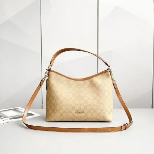 Coach Hobo Shoulder Bag