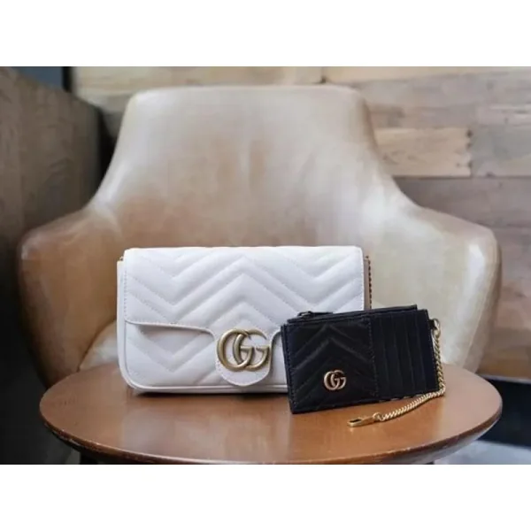 Gucci GG Marmont Shoulder Bag