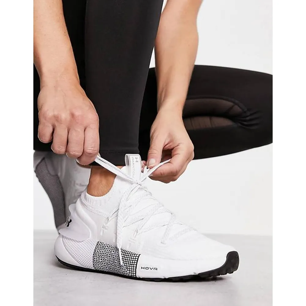 272 Under Armour Hovr