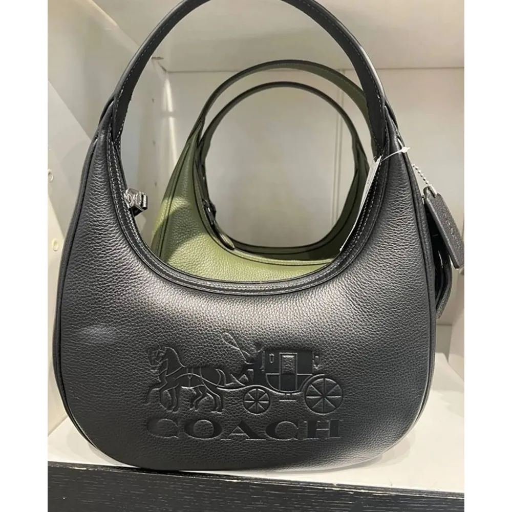 32 Coach Carmen Shoulder Bag