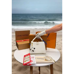 Capucines BB Handbag