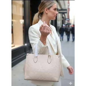 Louis Vuitton Handbag