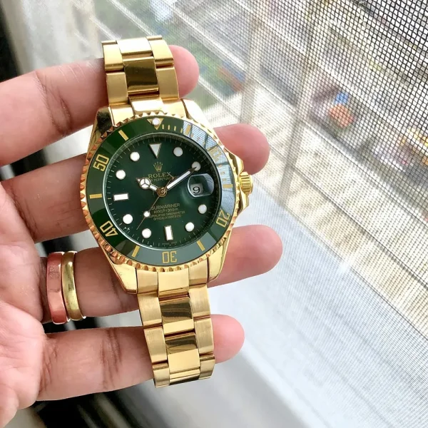 Luxurious Rolex Submariner Watch