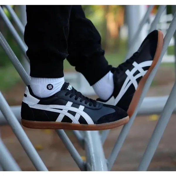 Onitsuka Tiger Tokuten