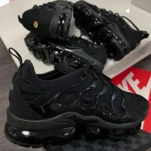 Nike Air Vapormax Plus