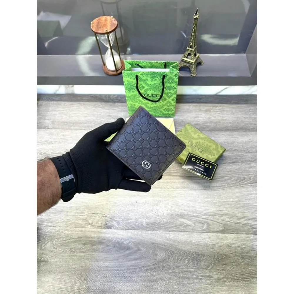 43 Gucci Wallet