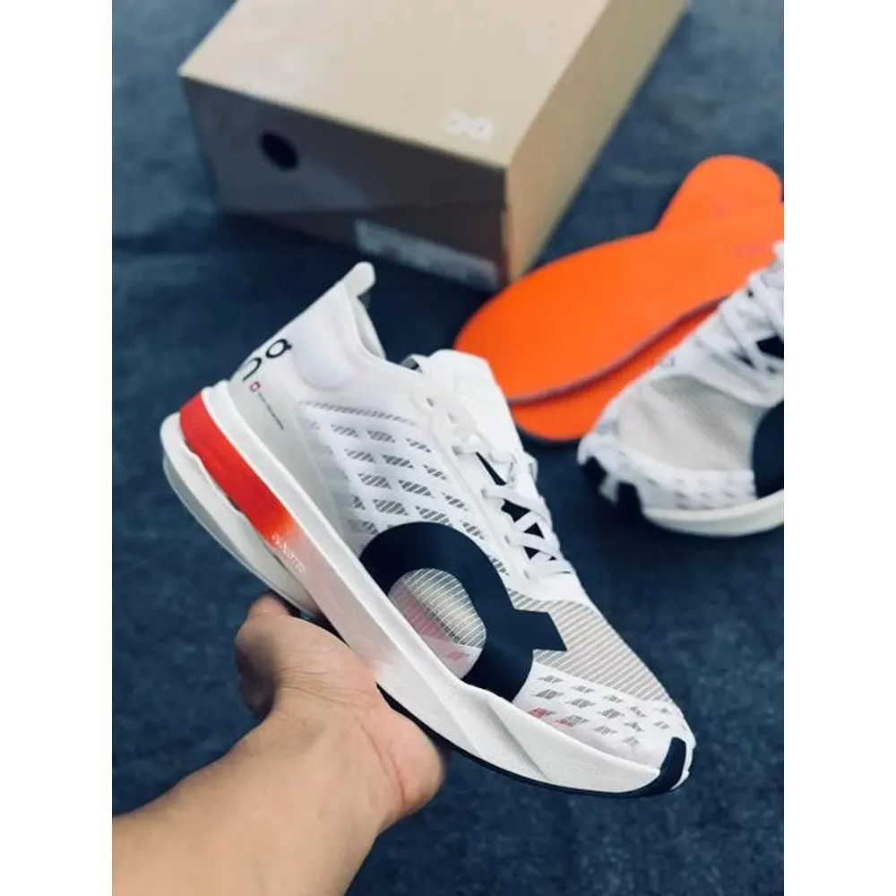 44 On Cloudboom Strike